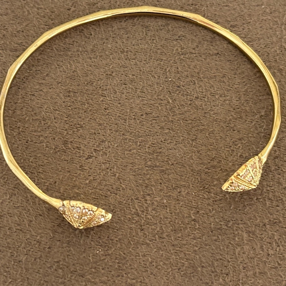 Stella and Dot Gold coloured Minimalist Cuff Bracelet with Geometric End Caps